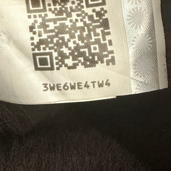 Ugg Bailey Button Triplet II Chocolate Brown Boots 7 EXCELLENT CONDITION - Picture 16 of 16